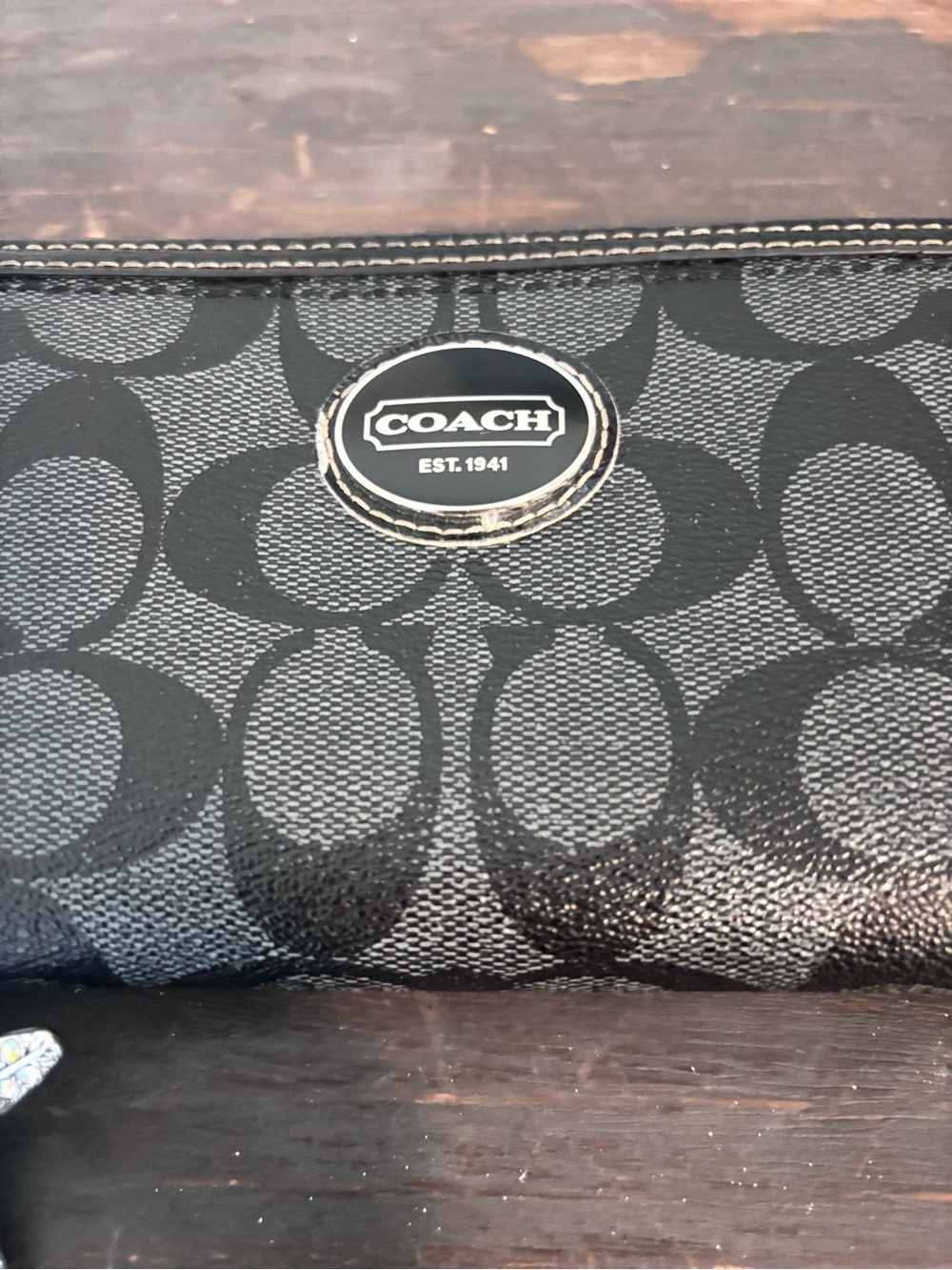 Upcycled Coach Signature Wallet - Picture 4 of 9